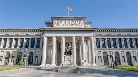 Explorarea Erei Digitale a Muzeelor: Turul Virtual al Muzeului Prado și Impactul său Cultural