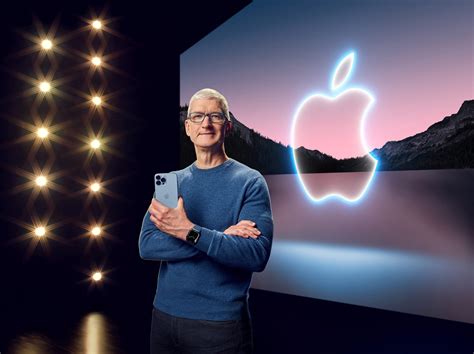 Unleashing Creativity or Stuck in Tradition: Tim Cook’s Apple Dilemma