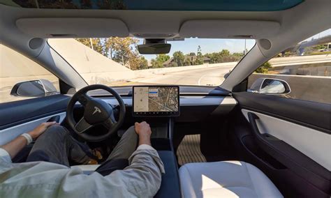 Tesla’s Full Self-Driving Technology: An Analysis of User Experience and Expectations