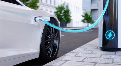 The Rise of Electric Vehicles and Safety Concerns: A Deep Dive into User Reactions